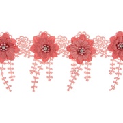 Тонкое ажурное кружево, декорированное цветами, бусинами и стразами, ширина 90 мм, цвет грязно-розовый, намотка 10 ярдов 