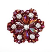 Аппликация с элементами из бисера и страз на фетровой основе, цвет бордоввй радужный (голография), размер 48 мм