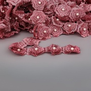 Кружево "Цветочки" украшено бусиной ,на капроновой ленте, ширина 55 мм, цвет старо-розовый (55) , намотка 20 ярдов