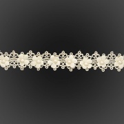 Кружево ажурное с цветами и бусинами, ширина 30 мм, намотка 10 ярдов, цвет шампань