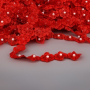 Кружево "Цветочки" на капроновой ленте, ширина 35 мм, цвет красный+белые бусины, намотка 20 ярдов