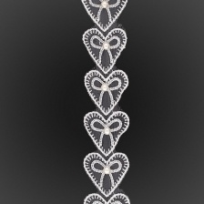 Сердечки из капроновой ленты, ширина 35 мм, намотка 20 ярдов, цвет белый (№7) 