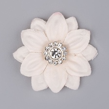 Цветочки декоративные со стразами, цвет шампань, диаметр 30 мм