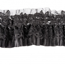 Кружево ажурное с отделкой, нежное переплетение гирлянды цветочных мотивов с короткой плиссеровкой по всей длине, ширина 80 мм, намотка 15 ярдов, цвет черный 