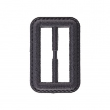 Пряжка пластиковая двухщелевая, внутренний размер 38 мм, цвет черный