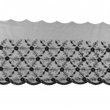 Кружево на сетке, черного цвета с чёрной вышивкой, ширина 250 мм, намотка 15 ярдов