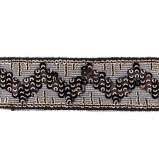 Тесьма отделочная на сетке черного цвета, расшита черными и золотыми пайетками, ширина 35 мм, намотка 20 ярдов 