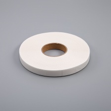 Паутинка клеевая белая на бумажной основе, ширина 15 мм, намотка 100 ярдов