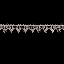 Кружево ажурное, нежная воздушная сеточка с фестонами по контуру, ширина 35 мм, цвет шампань, намотка 15 ярдов