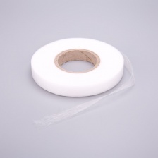 Паутинка клеевая белая, ширина 15 мм, намотка 90 ярдов