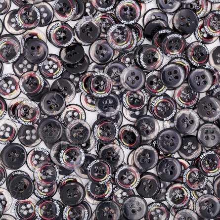 Пуговица пластиковая на четыре прокола, размер 18L, цвет черный фото 3