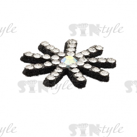 Аппликация "Снежинка" из страз, на фетровой основе, размер 20 мм, цвет черный + белые и радужные стразы фото 2