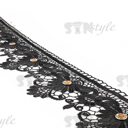 Кружево ажурное с отделкой, на тонкой ажурной основе цветочная гирлянда с люверсами в центре каждого цветочка, ширина 10 мм, намотка 15 ярдов, цвет черный фото 3