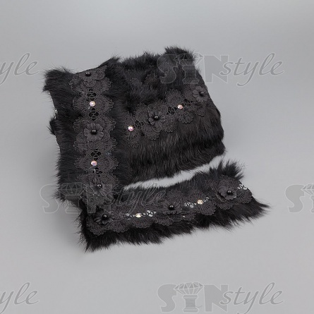 Ажурное кружево, отделанное натуральным мехом, украшенное цветочками и бусинами в цвет кружева, намотка 10 ярдов, ширина 70 мм, цвет черный  фото 3