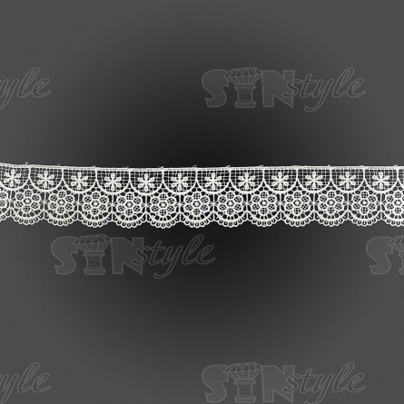 Нежное ажурное кружево с цветочным узором и фестоном по краю, ширина 45 мм, цвет кипенно-белый, намотка 15 ярдов фото 1