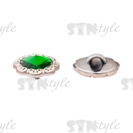 Пуговица пластиковая на ножке, круглая с ажурным бортиком, основа золотая, вставка в виде зеленой стразы, 28L фото 2