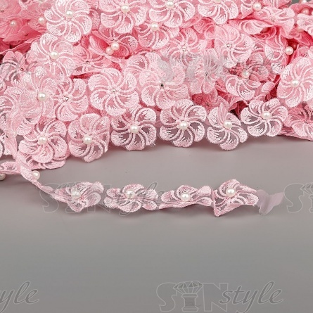 Кружево "Цветочки" на капроновой ленте, ширина 35 мм, цвет розовый+белые бусины, намотка 20 ярдов фото 1