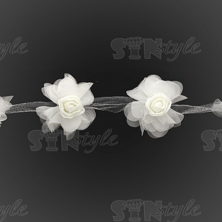 Кружево "Цветочки" на капроновой ленте, нежная цветочная гирлянда с объемными цветами, ширина 60 мм, цвет белый (65), намотка 10 ярдов фото 3