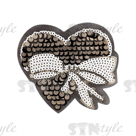 Аппликация на сетке из пайеток, размер 120х105 мм фото 1