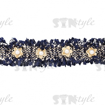 Декоративная тесьма букле с люрексом и бахромой, отделана золотыми цветками и белыми бусинами, ширина 30 мм, намотка 15 ярдов фото 1