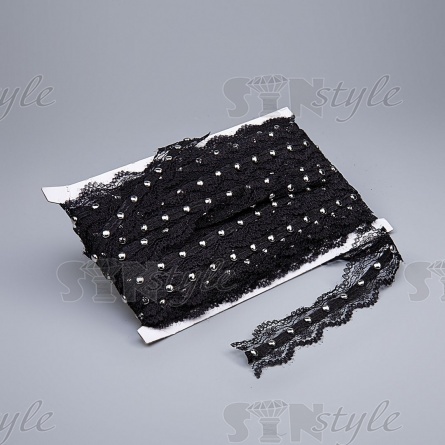 Кружево ажурное, отделанное тесьмой с заклепками,  ширина 25 мм, намотка 15 ярдов, цвет черны+темный никель  фото 2