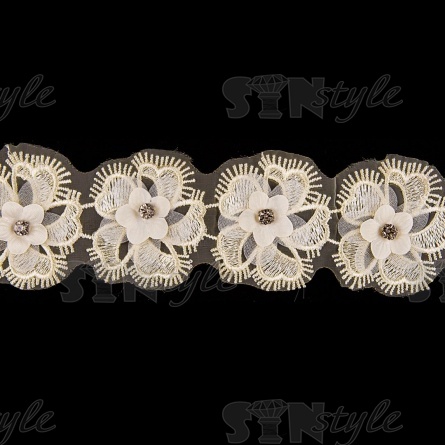 Кружево "Цветочное", ширина 55 мм, цвет шампань, с белыми стразами, намотка 10 ярдов  фото 2