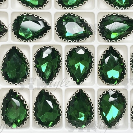 Стразы пришивные стеклянные в оправе, форма капля, цвет серебро+зеленый, размер 13х18 мм фото 3