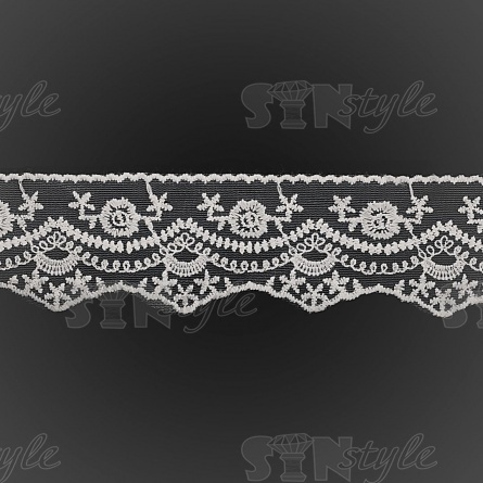 Кружево на сетке белого цвета с белой вышивкой, ширина 60 мм, намотка 15 ярдов фото 2
