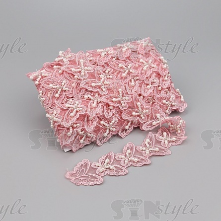 Кружево "Бабочки", гирлянда из нежных бабочек декорирована бусинами, ширина 45 мм, цвет розовый, намотка 10 ярдов фото 3