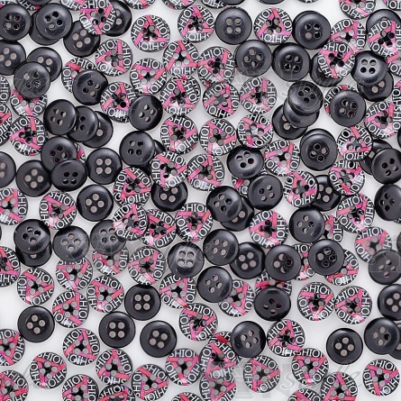 Пуговица пластиковая на четыре прокола, размер 18L, цвет черный/белый/малиновый фото 4