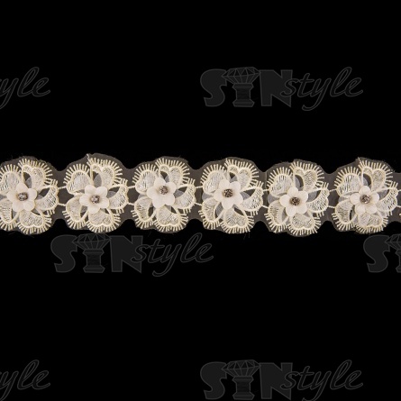 Кружево "Цветочное", ширина 55 мм, цвет шампань, с белыми стразами, намотка 10 ярдов  фото 3