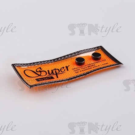 Аппликация пришивная ПВХ, полупрозрачная с надписью и черными заклепками, размер 65X25 мм, цвет оранжевый фото 2