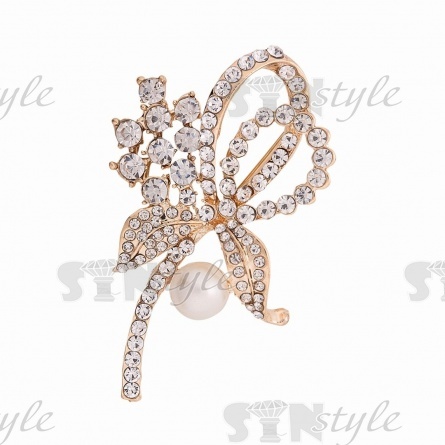 Брошь металлическая со стразами, застежка булавка, цвет золото+белые стразы+белая бусина,размер 40х63 мм фото 1