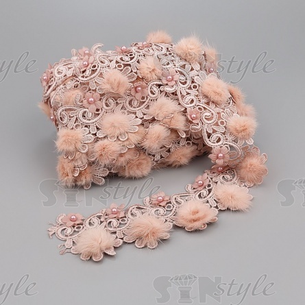 Ажурное кружево с натуральным мехом, цветами и бусинами в цвет кружева, ширина 60 мм, намотка 10 ярдов, цвет грязно-розовый фото 3