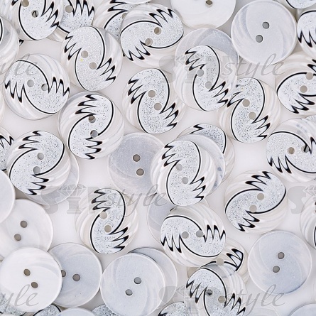 Пуговица пластиковая на два прокола, белая с черными линиями, размер 28L фото 4