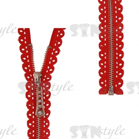 Молния металлическая, тип 3, разъемная, длина 60 см, цвет 162 (красный), звенья золотистые, бегунок золотистого цвета со стразами фото 1