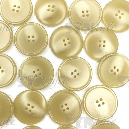 Пуговица пластиковая на четыре прокола, размер 40L, цвет бежевый фото 3