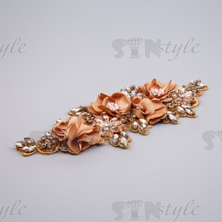 Пришивная аппликация на сетке, расшитая объемными цветами и стразами, размер 100х270 мм, цвет бронзовый фото 2