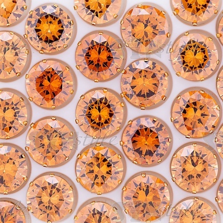 Стразы пришивные стеклянные в цапах, форма круг, цвет золото+персик, диаметр 12 мм фото 3