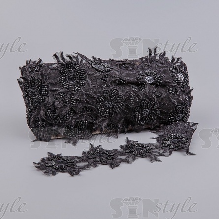 Кружево на сетке с цветочным орнаментом, расшитое пайетками и микробисером, ширина 75 мм, цвет черный, намотка 10 ярдов  фото 2