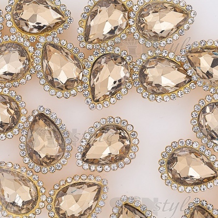 Стразы пришивные стеклянные в оправе, форма капля, цвет серебро+шампань, размер 10х14 мм фото 4