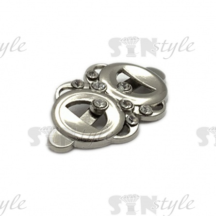 Брошь металлическая, крепление усики, размер 30 мм х 17 мм, цвет серебряный+белые стразы фото 2