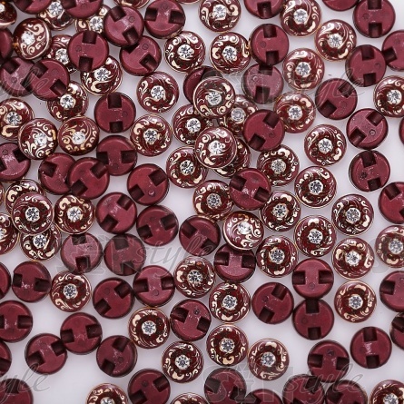 Пуговица пластиковая на полуножке, размер 20L, круглой формы, цвет бордовый, золотой арнамент, белая страза фото 3