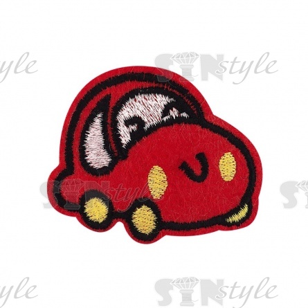 Термоаппликация "Машинка", размер 60х50 мм, цвет красный фото 1