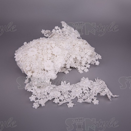 Кружево ажурное с отделкой бусинами и цветами, ширина 90 мм, цвет белый, намотка 10 ярдов фото 3
