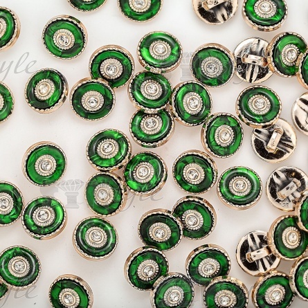 Пуговица пластиковая на ножке, круглая, цвет золотой+зеленый+белая страза, размер 28L фото 3