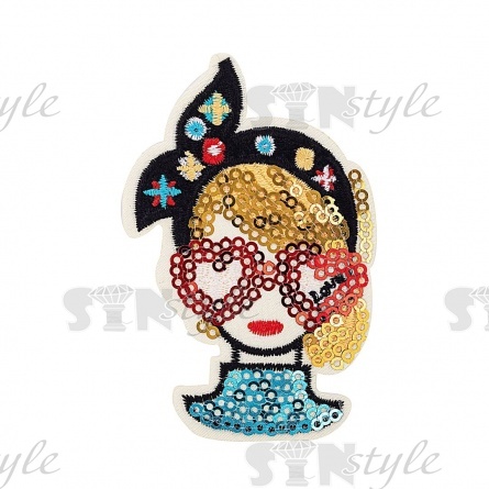 Термоаппликация "Девочка" с пайетками, размер 53х80 мм фото 1