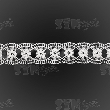 Кружево на сетке белого цвета с белой вышивкой, ширина 40 мм, намотка 15 ярдов фото 2