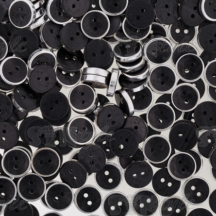Пуговица пластиковая на два прокола, черная с ободком цвета никель, 24L  фото 3