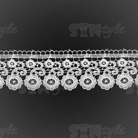 Нежное ажурное кружево с цветочным орнаментом, ширина 55 мм, цвет белый, намотка 15 ярдов фото 2